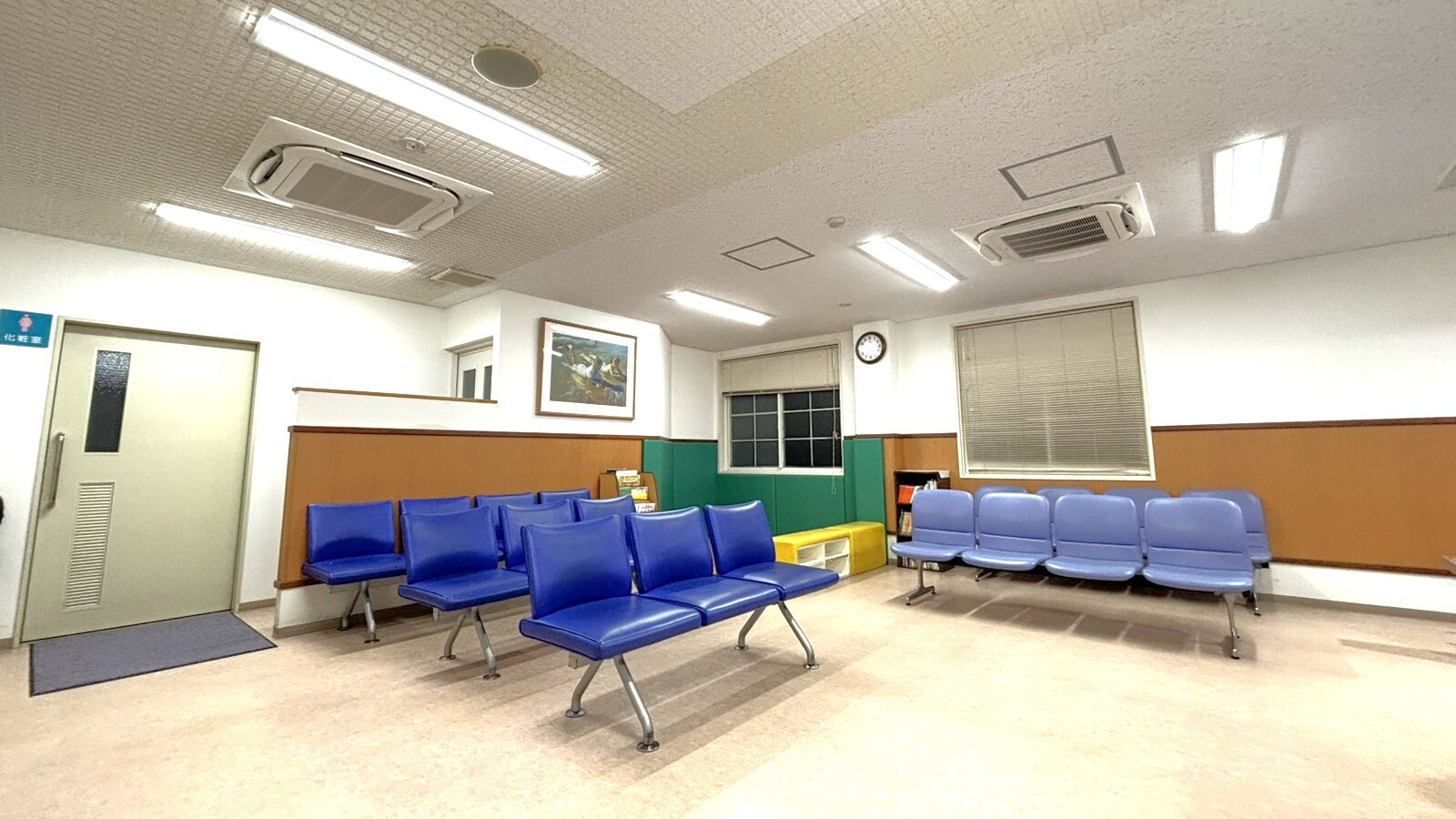 能宗クリニック　待合室